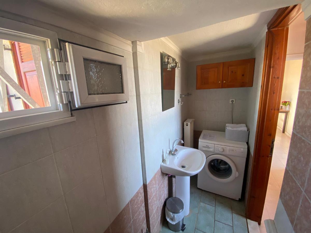 Dusk Apartments With Stunning Mountain View Chania  Екстер'єр фото